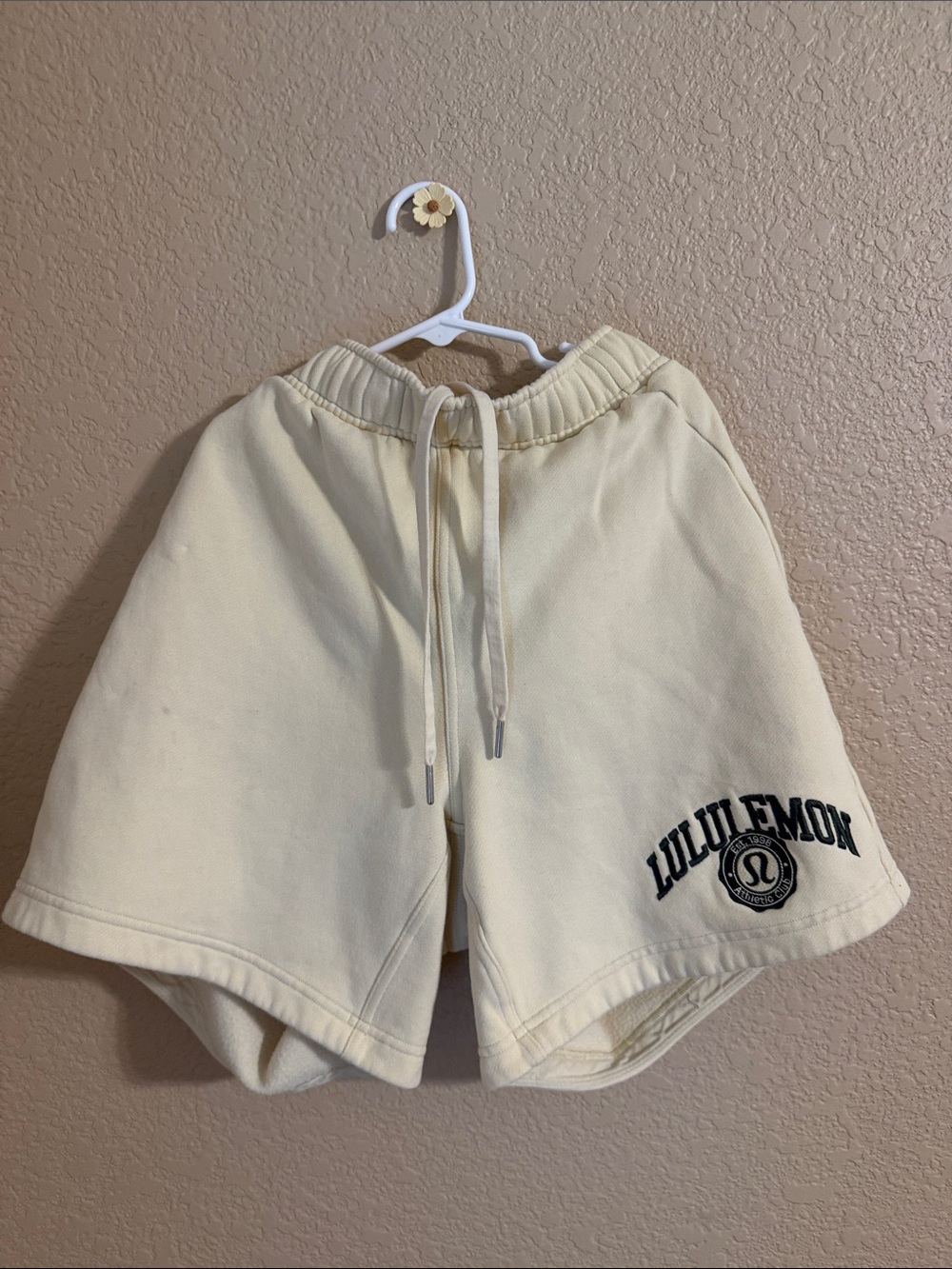 lululemon athletica Cream Elastic-Waist Lounge Shorts